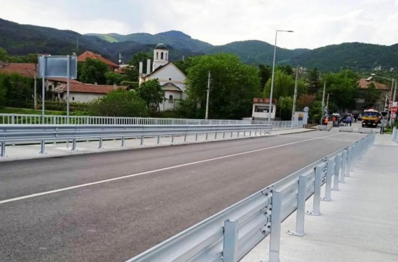 Започва ремонт на ж. п. прелеза, свързващ мина "Ораново" със Симитли