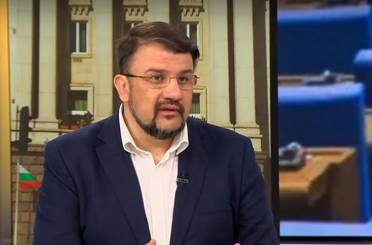Настимир Ананиев: Подготвя се нова сглобка, ДБ вече са казали „да“