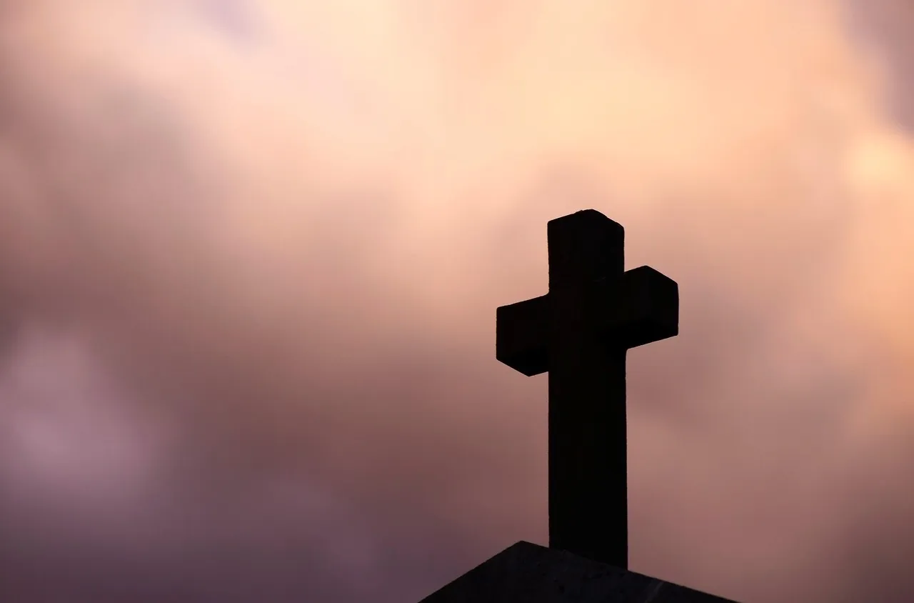 Църковна служба и Света литургия за празника в с. Любовка