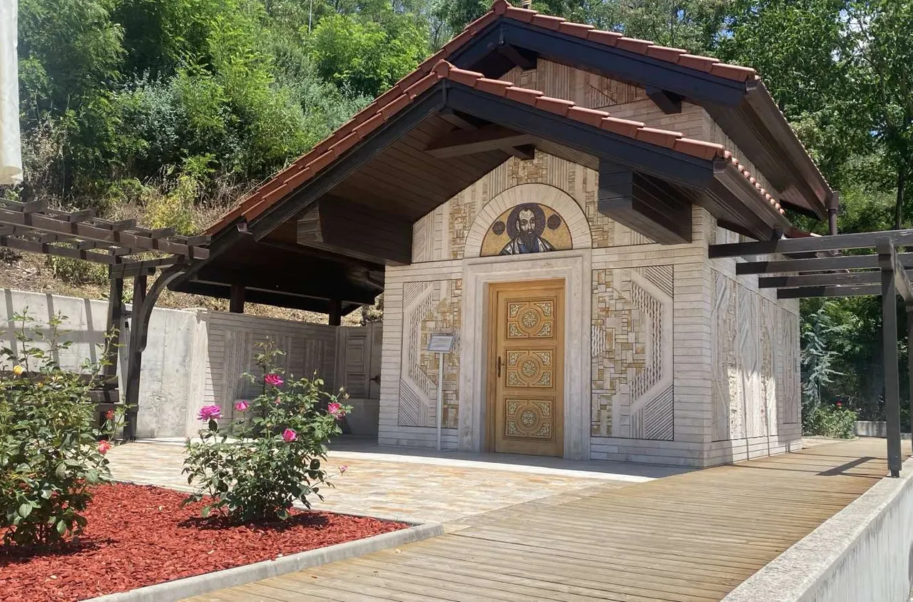 Храмов празник в параклиса край Огняново
