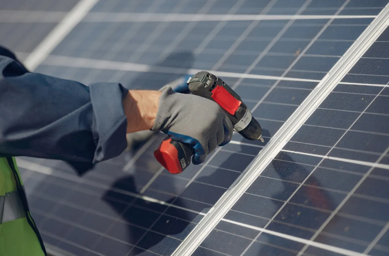 Строят огромна слънчева ферма в Тибет