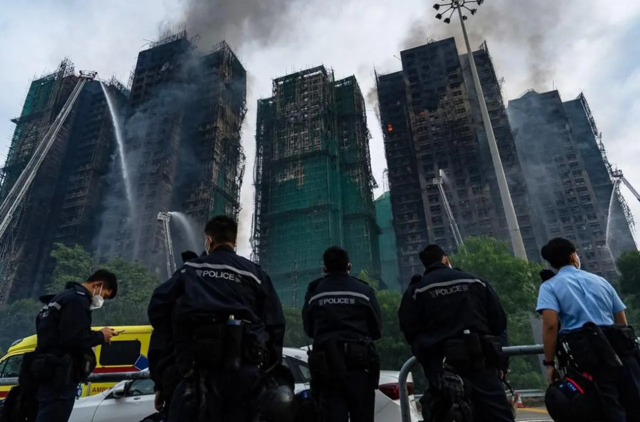 94 са вече жертвите от пожара в няколко небостъргача в Хонконг