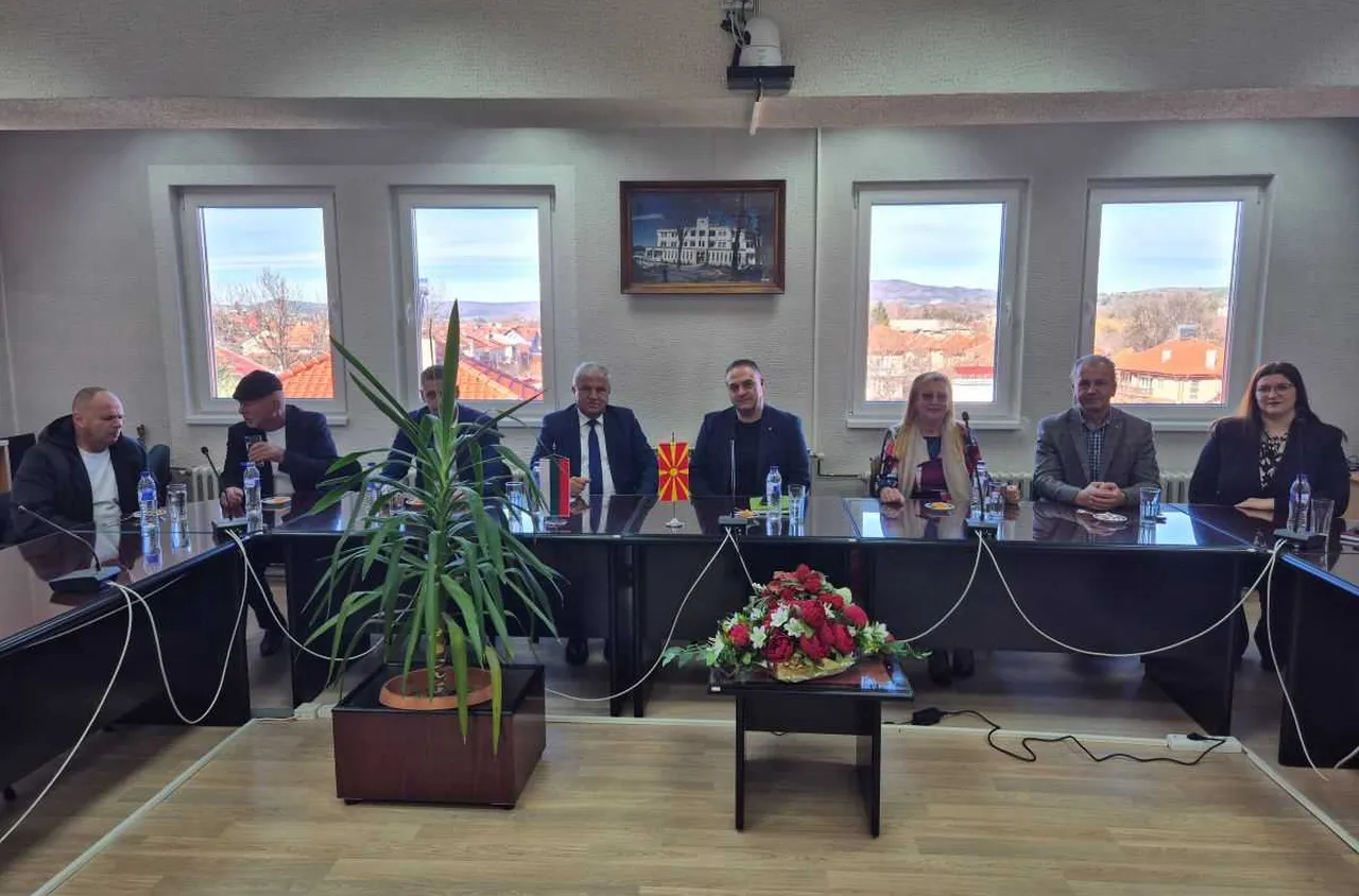 Делегация от Гоце Делчев на посещение в Берово