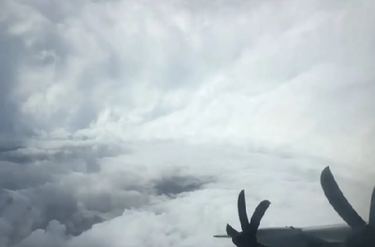 Впечатляващи кадри на урагана "Мелиса"/видео/