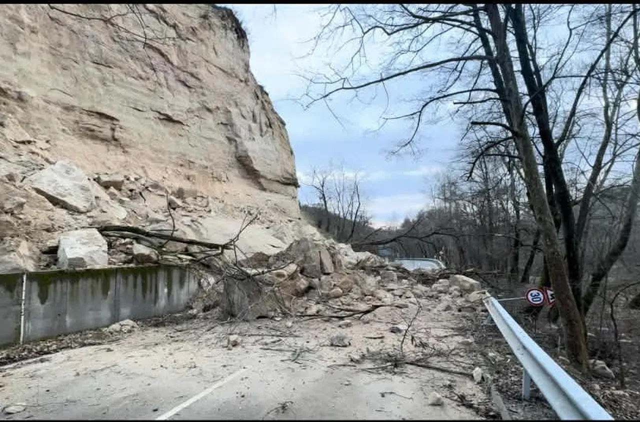 Пътя за град Мелник вече е разчистен и отворен за движение