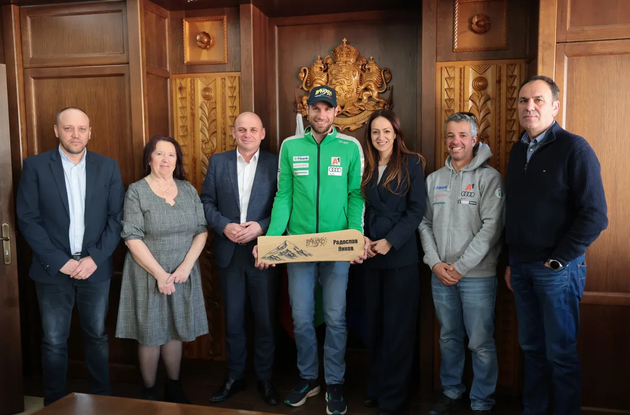 Радослав Янков бе посрещнат с признателност и аплодисменти в Банско