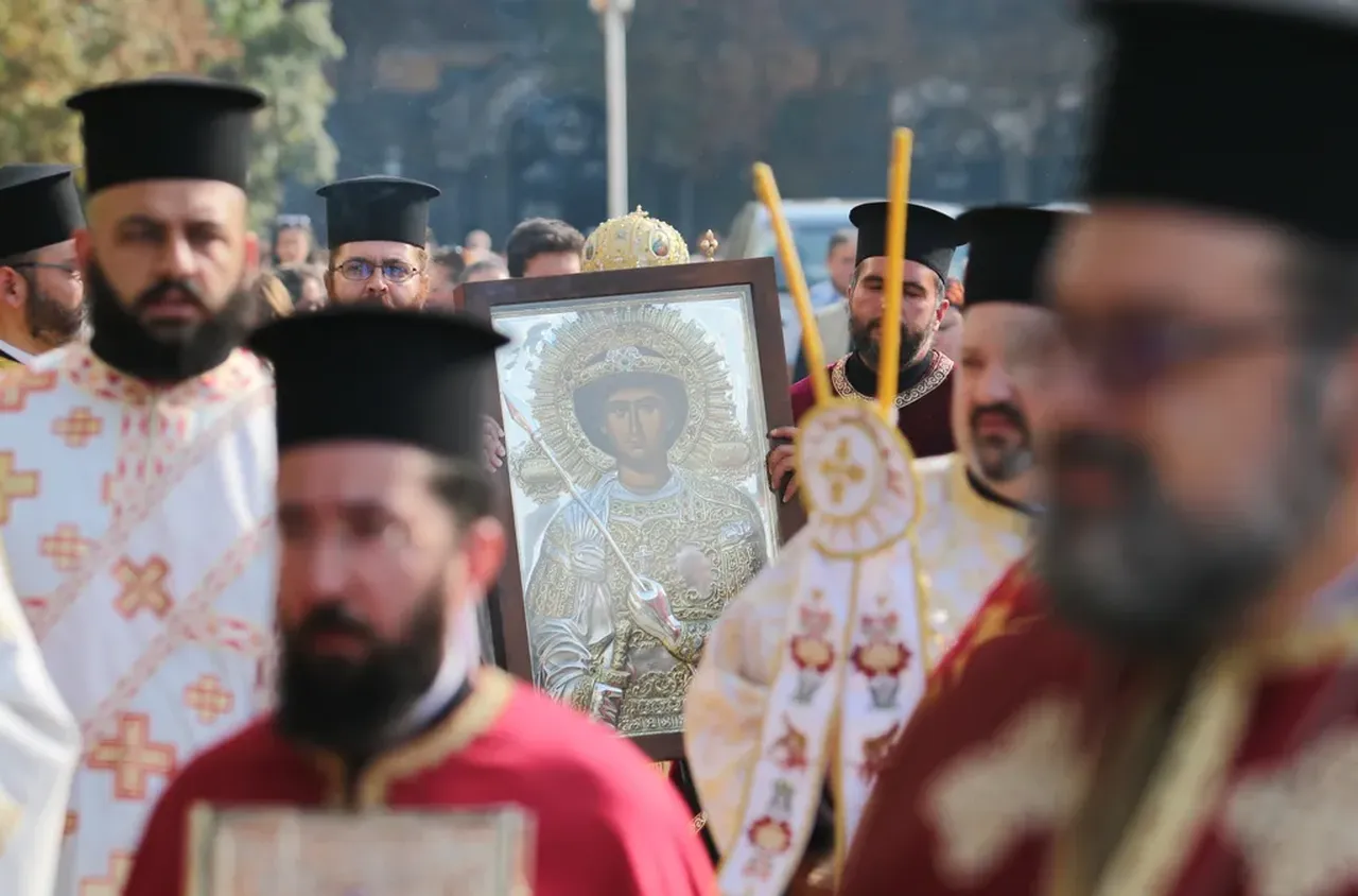 Чудотворната икона на св. Георги от Атон пристигна в Благоевград