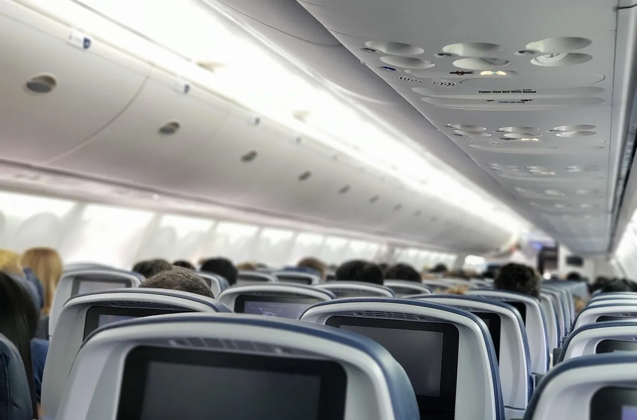 Самолет с 20 души се разби в САЩ