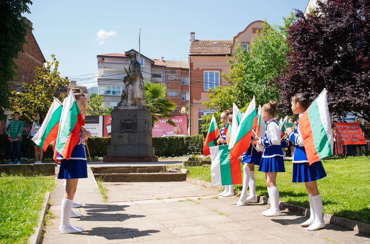 Петрич отбелязва Деня на Ботев