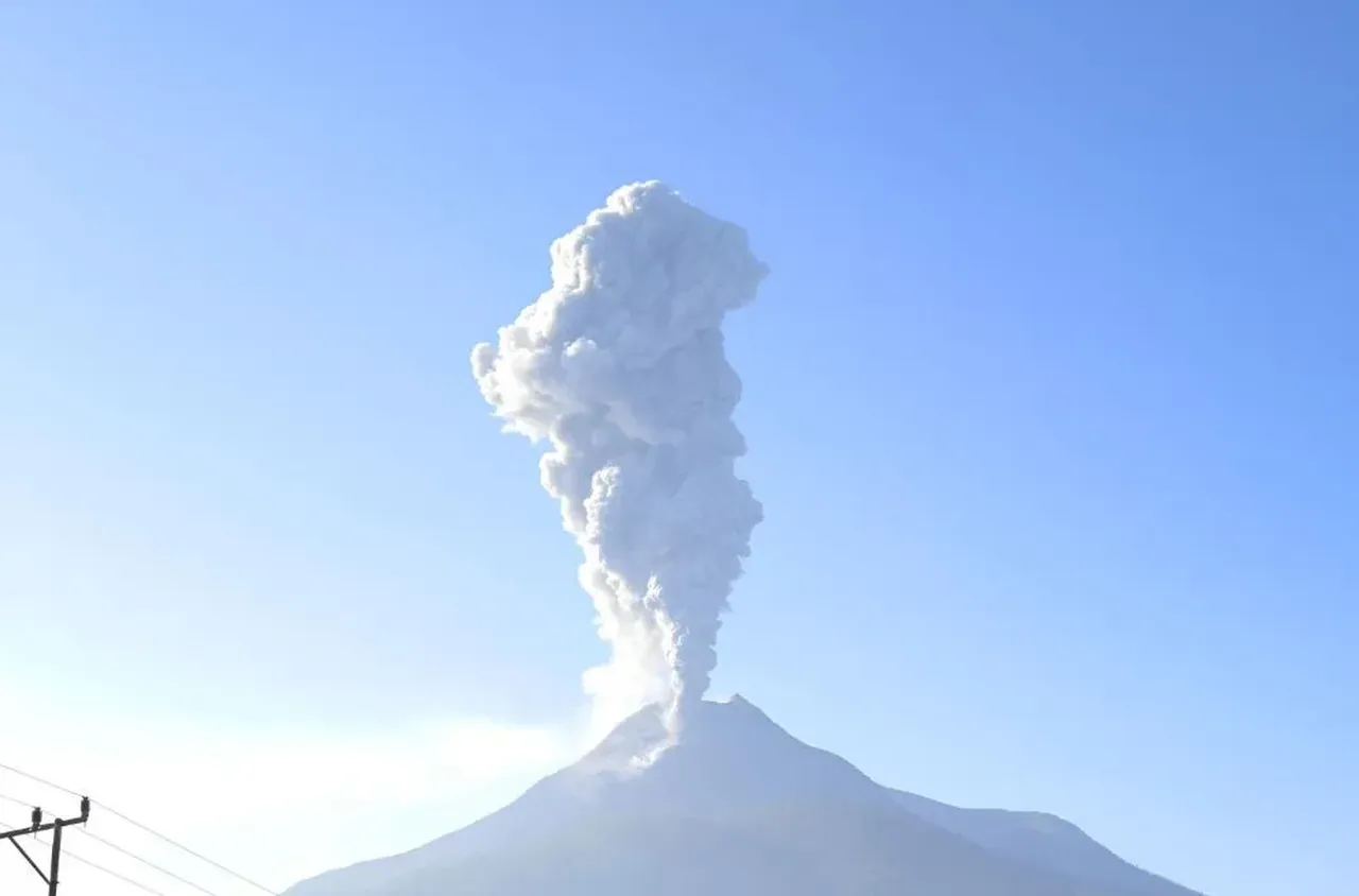 Ново мощно изригване на вулкана Левотоби Лаки-Лаки
