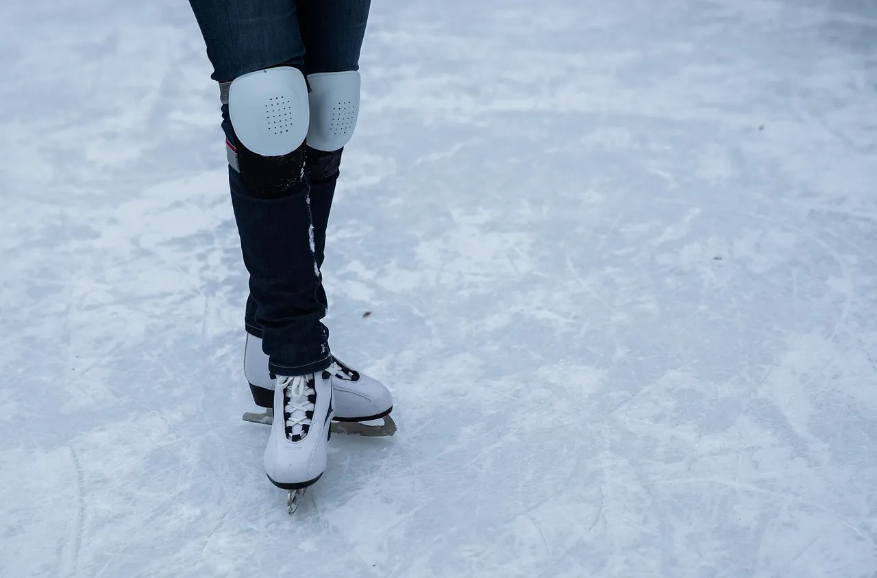 Ледената пързалка в Самоков скоро отваря врати