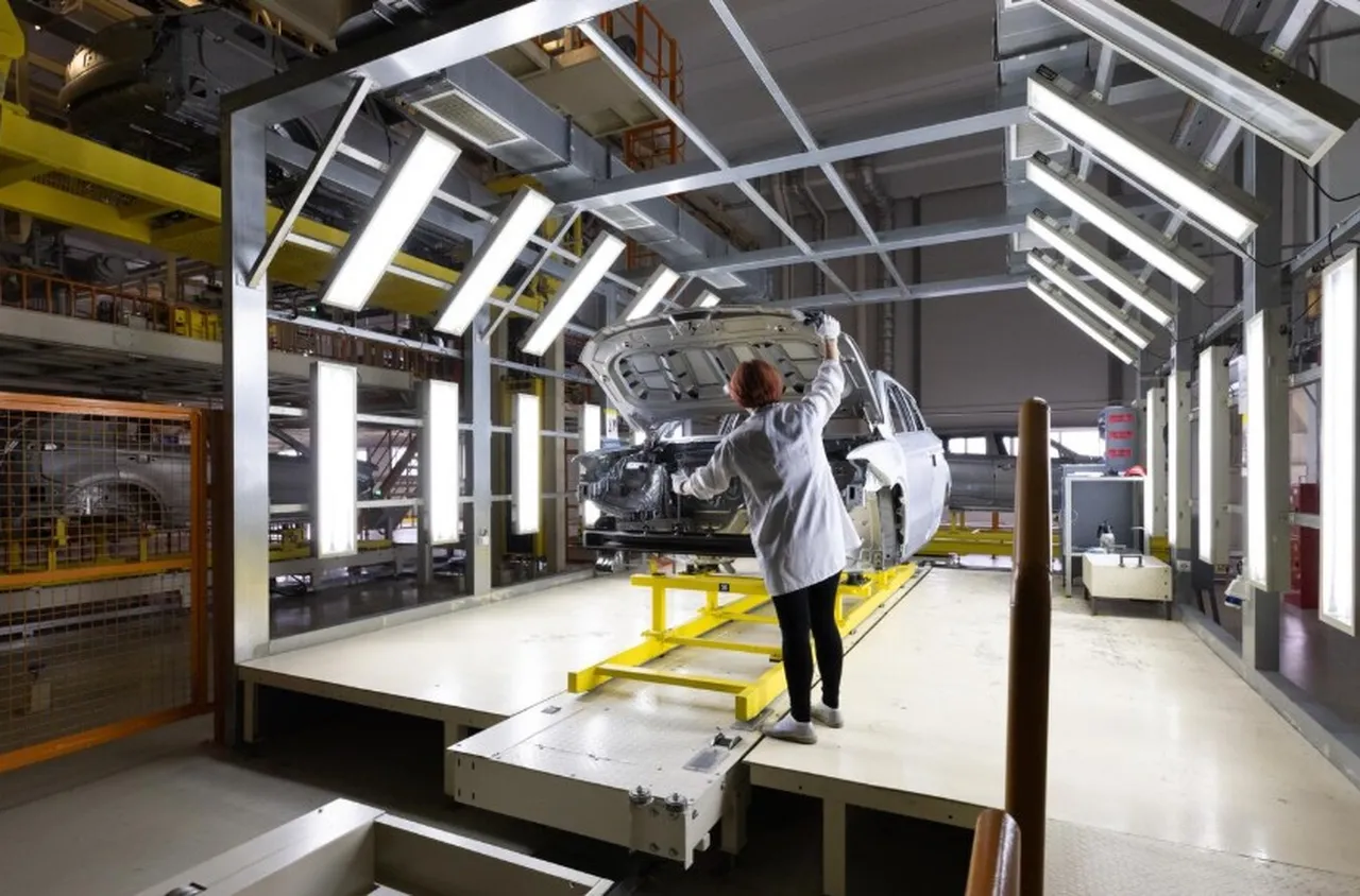 Предстоят големи съкращения в автомобилната индустрия в Румъния