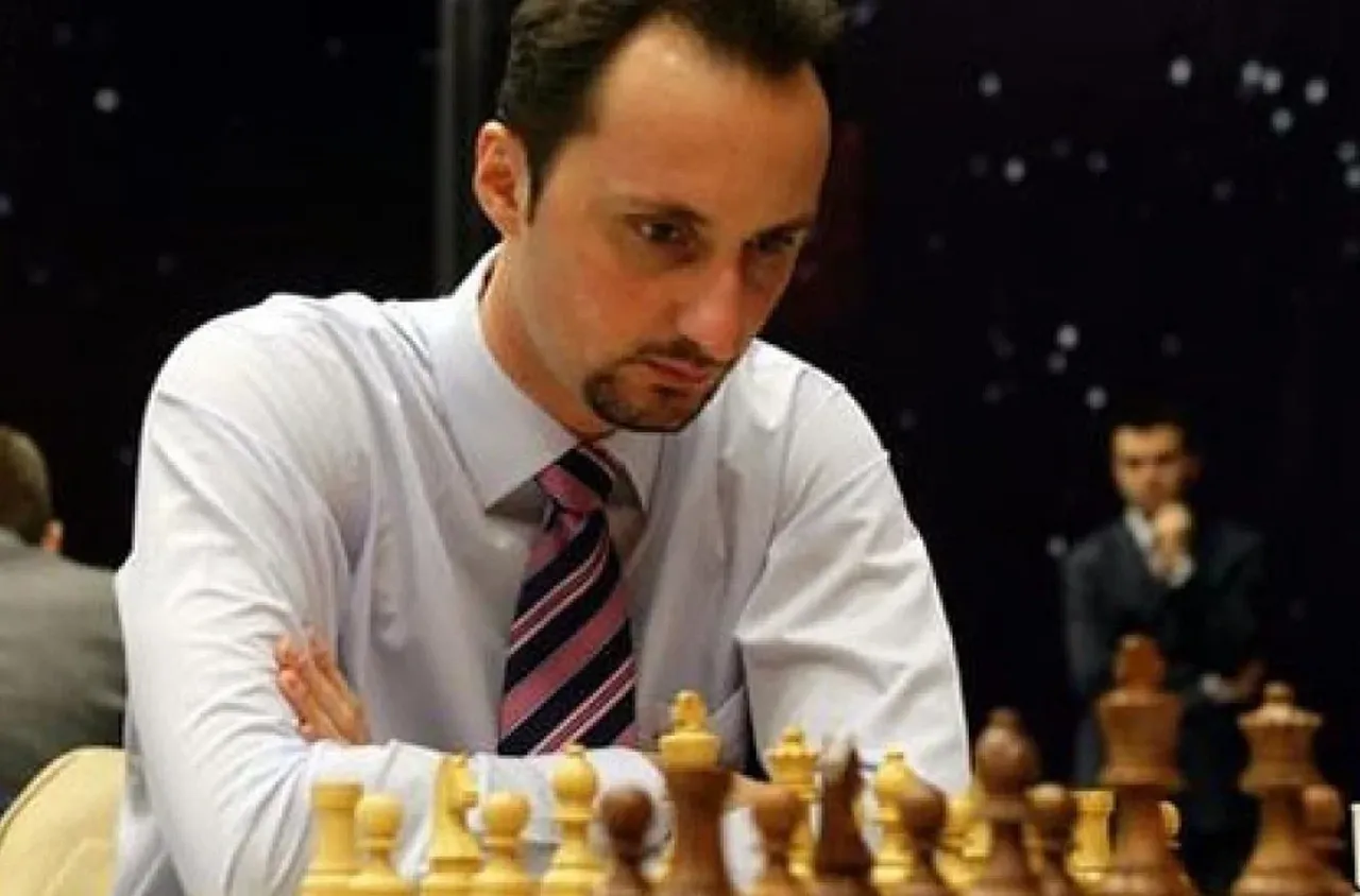 Веселин Топалов навършва 51 години