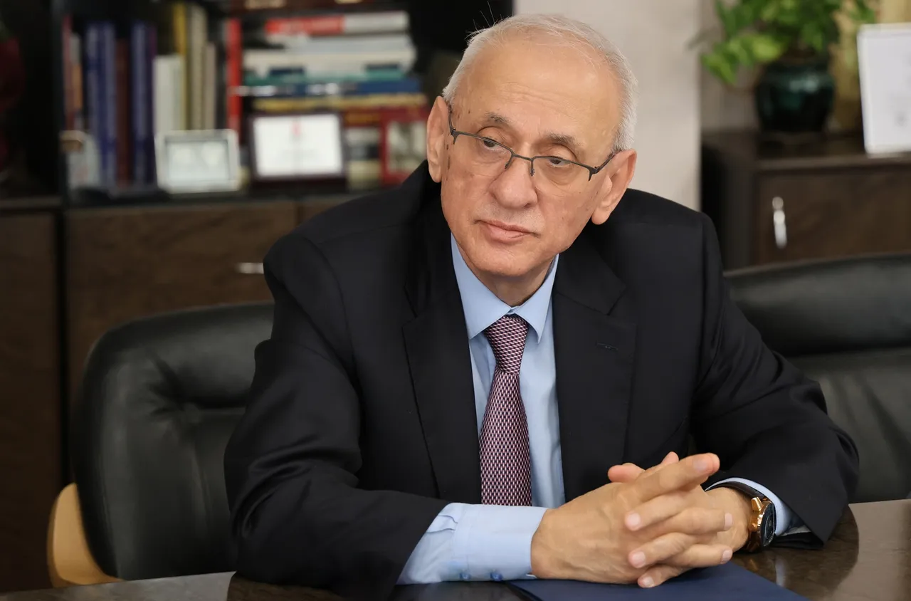 Представиха мобилното приложение за цени на лекарствата в лева и евро /видео/