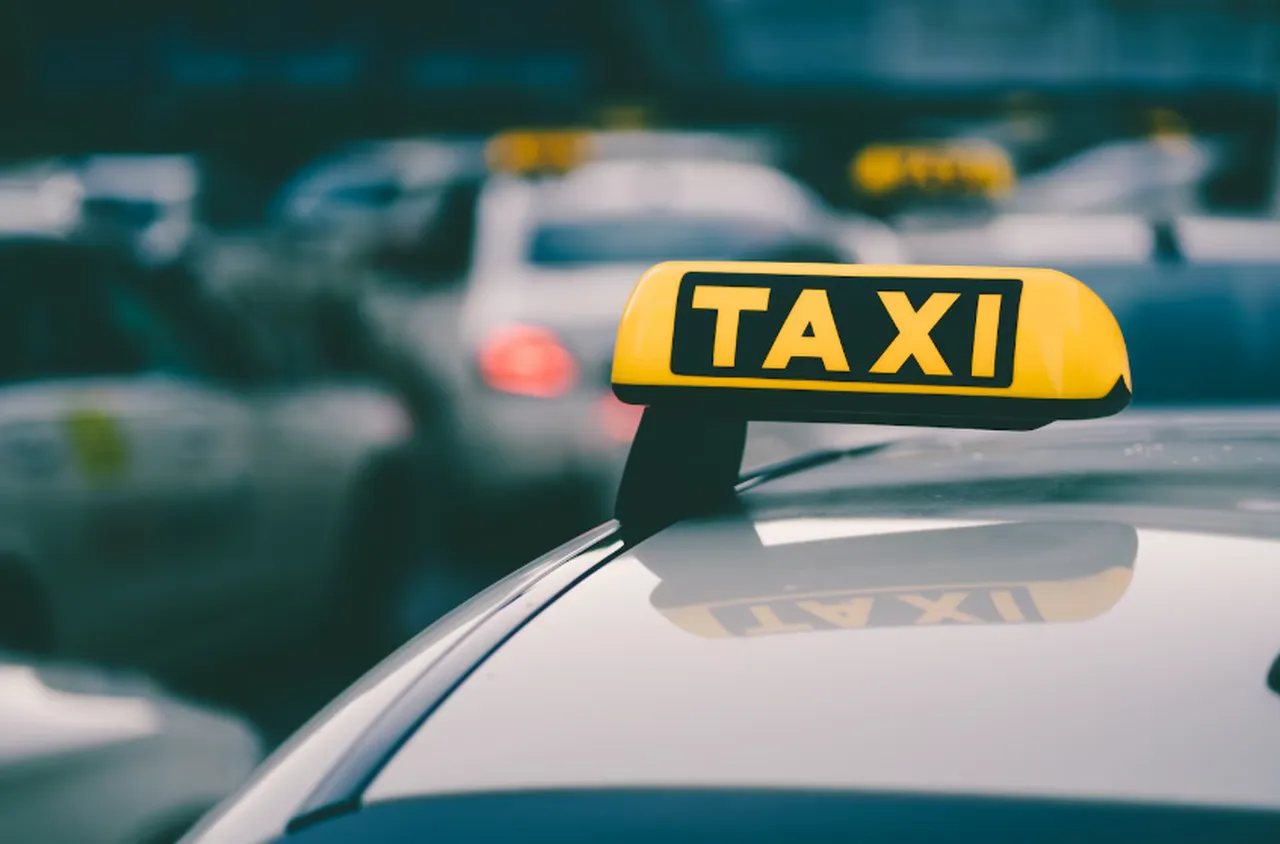 Такситата в Атина се вдигат на стачка