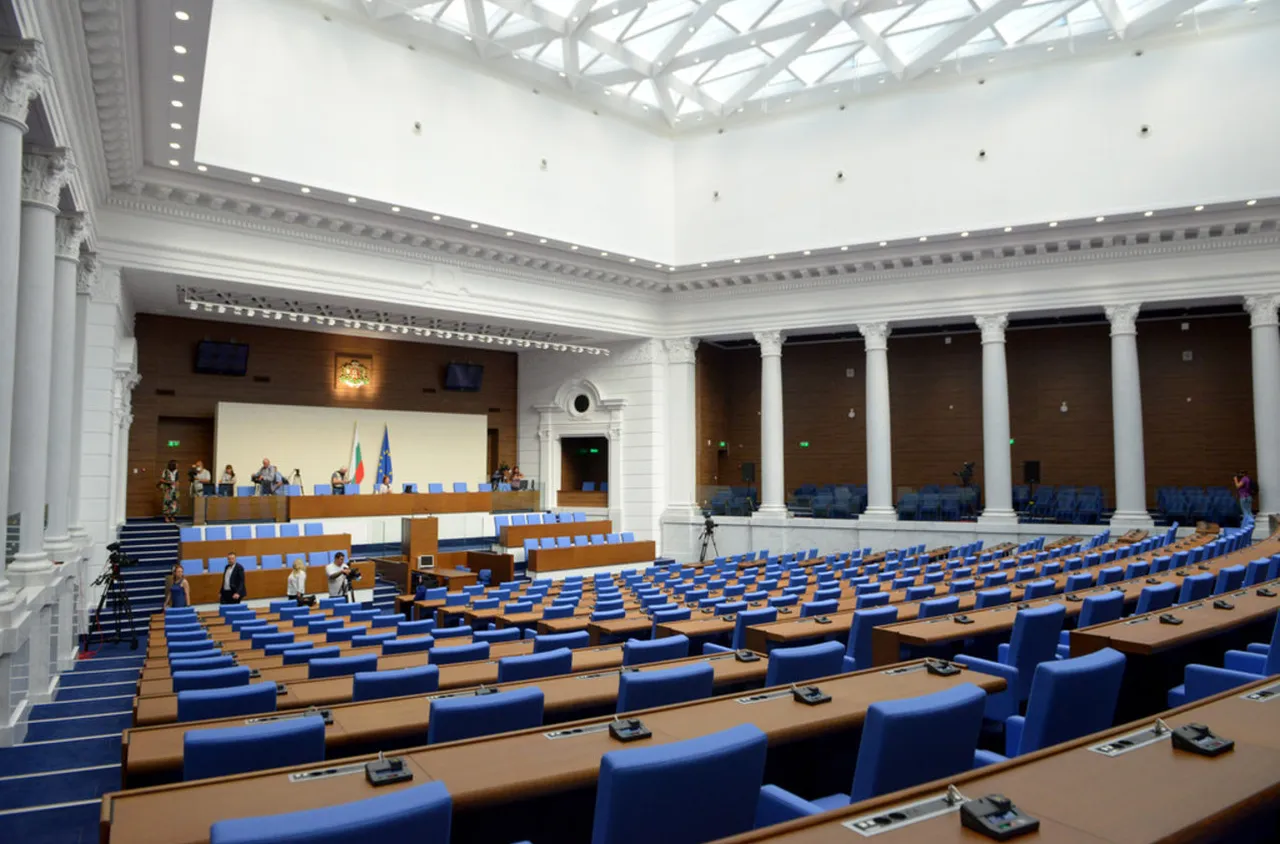 "Демокрация, права и свободи" – ДПС трябва да смени името си заради промени в правилника