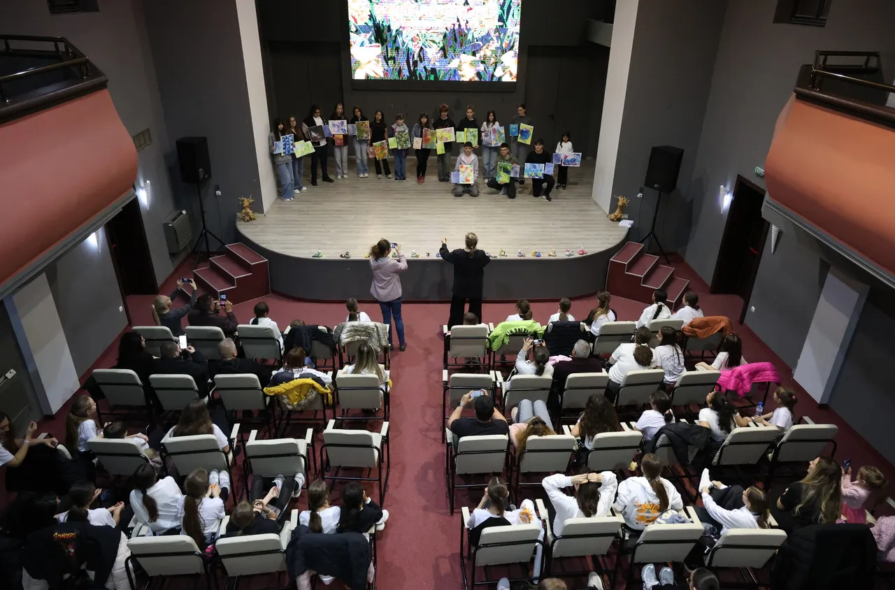 Международен дух и творческа енергия завладяха Банско