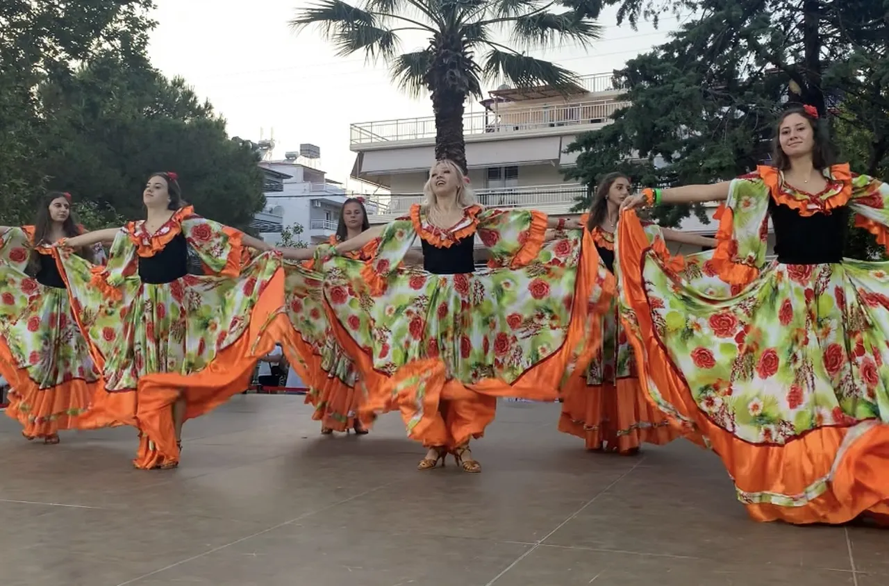 Българският "Денс клуб Кристал" блесна на фестивал в Гърция