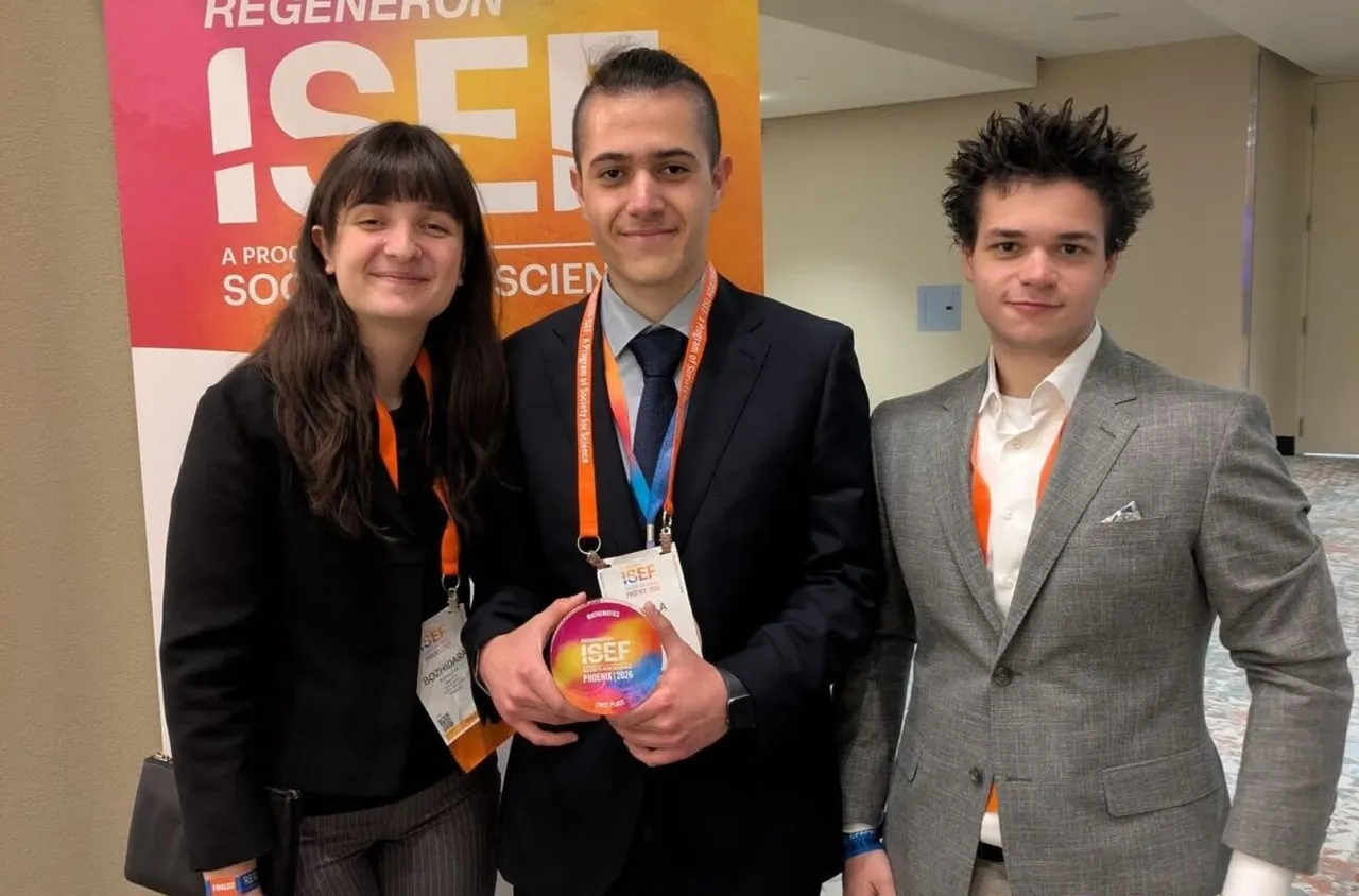 Български ученик с историческа победа на световния научен форум Regeneron ISEF