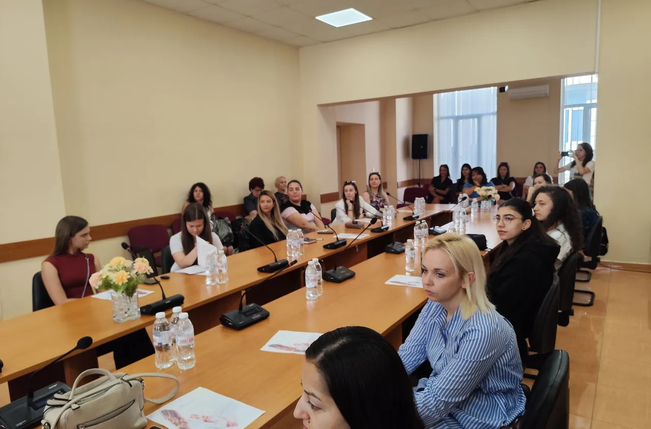 Приключи инициативата "Училище за родители" в Разлог