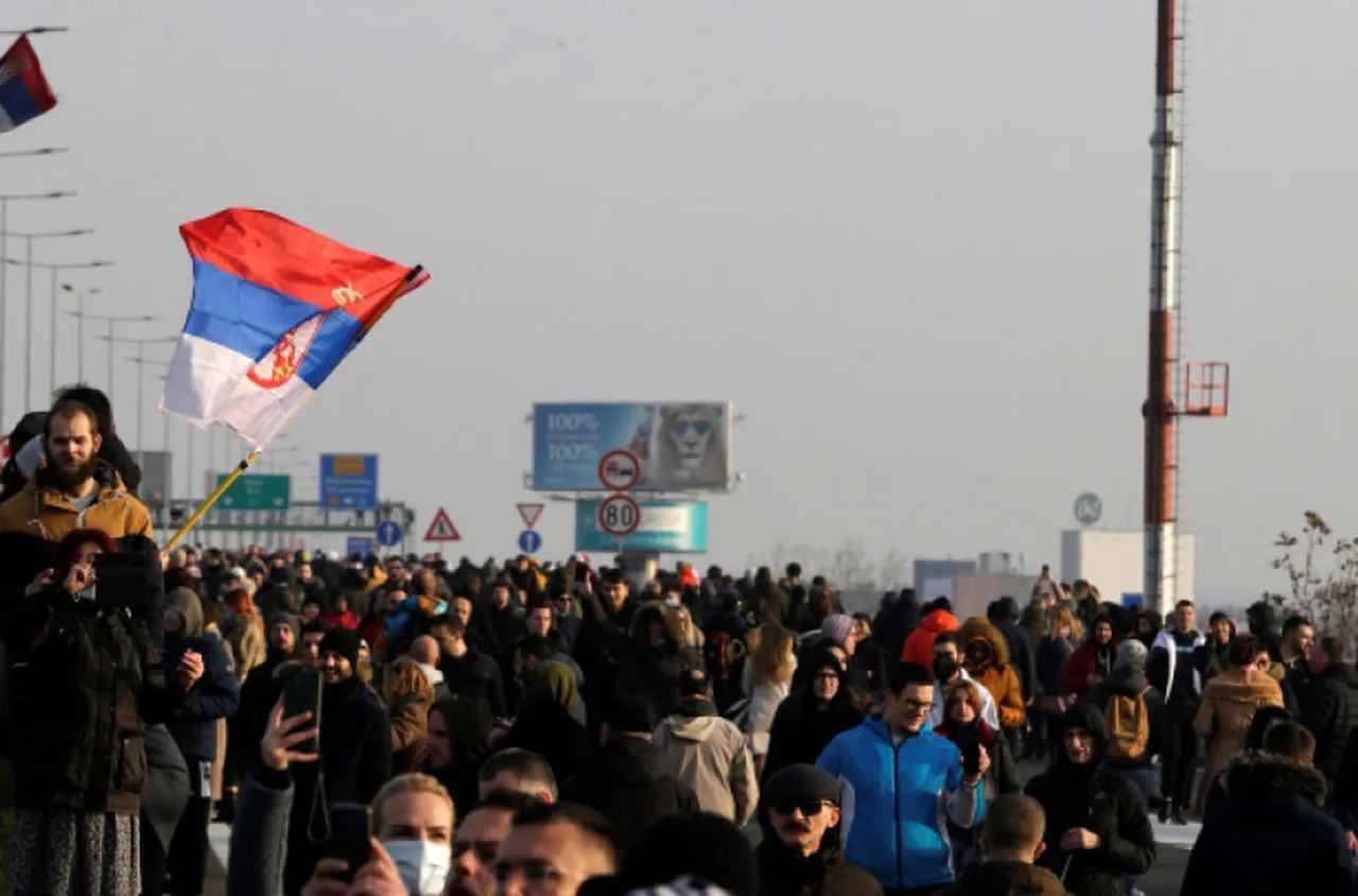 Десетки хиляди сърби излязоха на протест срещу правителството на Вучич